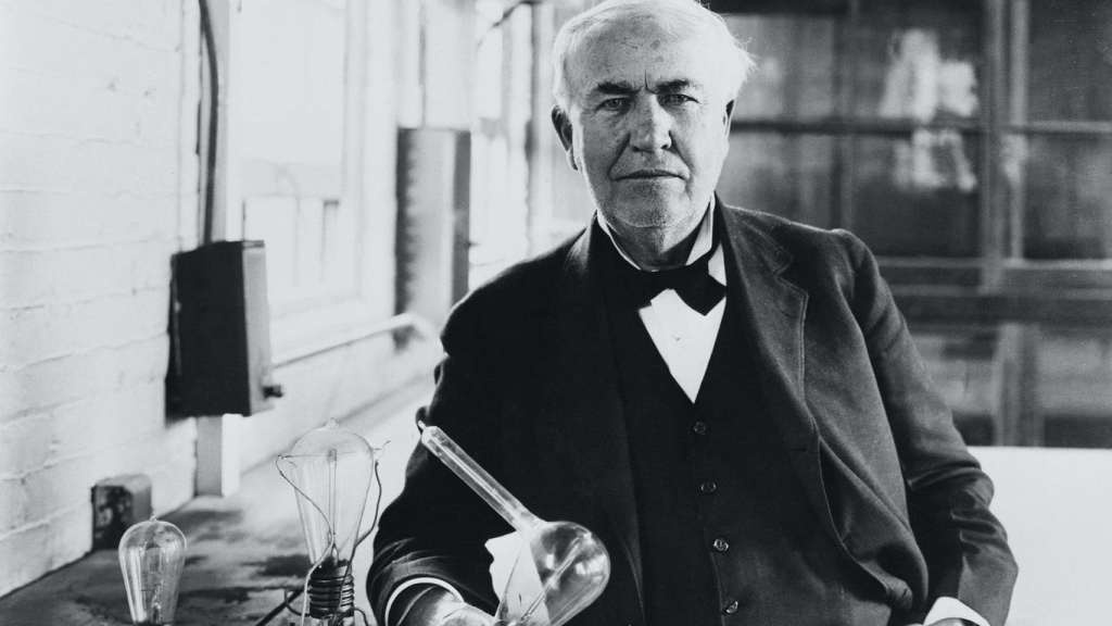 Кто Изобрел Лампочку (Лампу Накаливания)? | «Эдисон»